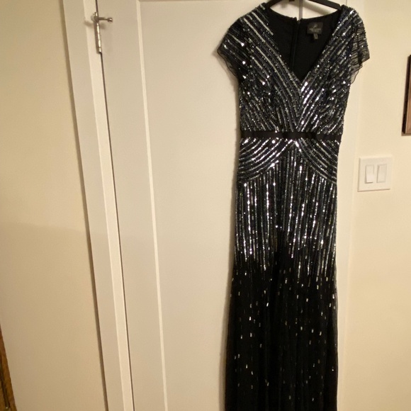 Adrianna Papell sequinned gown - Picture 1 of 7